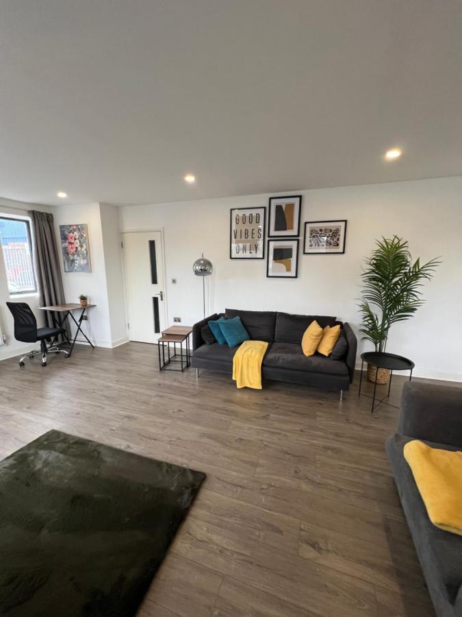ロンドン 3Bed Flat 3Wc And Great Location Near Excel City Airport O2 And Canning Town Stationヴィラ エクステリア 写真