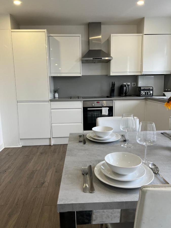 ロンドン 3Bed Flat 3Wc And Great Location Near Excel City Airport O2 And Canning Town Stationヴィラ エクステリア 写真