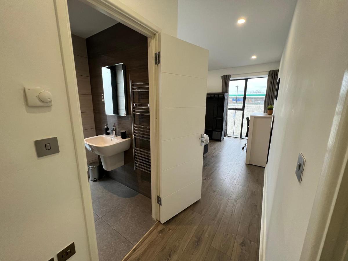 ロンドン 3Bed Flat 3Wc And Great Location Near Excel City Airport O2 And Canning Town Stationヴィラ エクステリア 写真