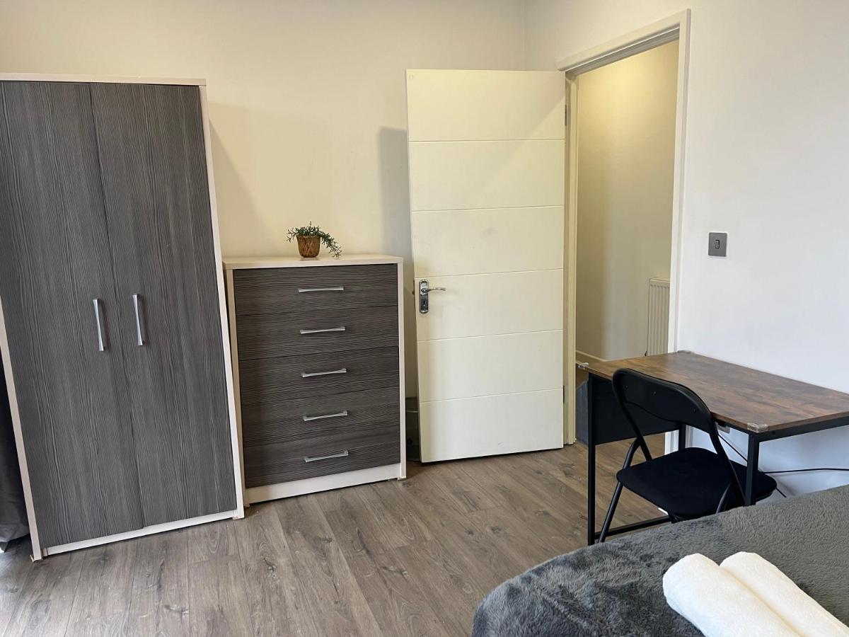 ロンドン 3Bed Flat 3Wc And Great Location Near Excel City Airport O2 And Canning Town Stationヴィラ エクステリア 写真